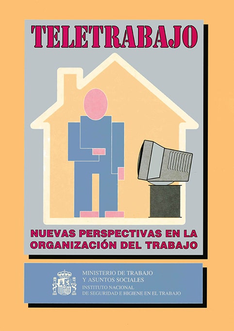 Puesto de trabajo de oficina dentro de una vivienda.