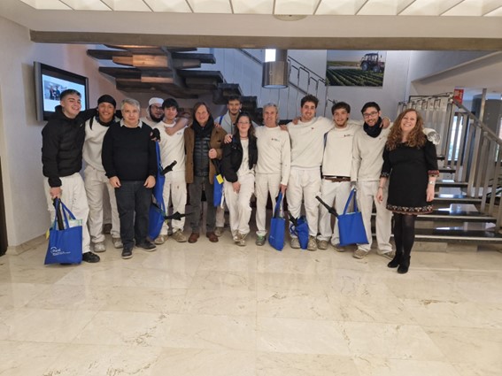 Fotografía del personal del CNCT con los colaboradores en el proyecto TándEM