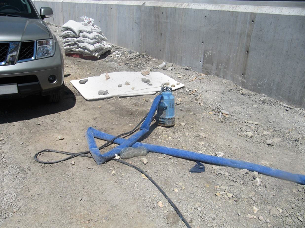 Equipo de bombeo y tubería de impulsión