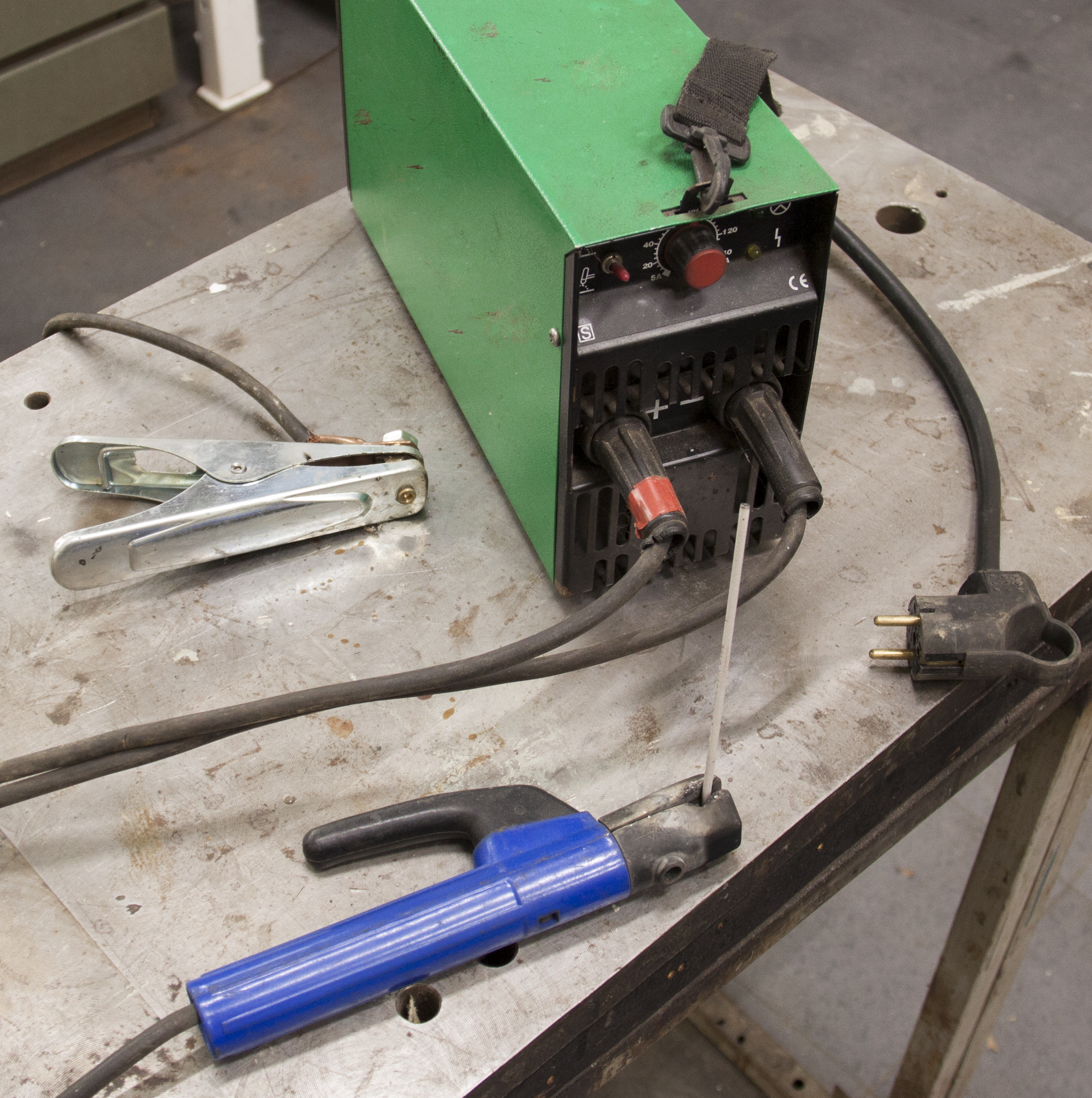 figura 1: equipo de soldadura