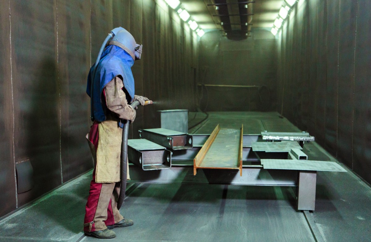 Tareas de chorreado en sala