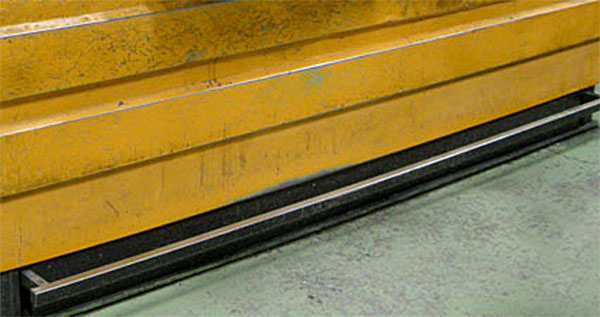 Barra de mando prensa plegadora hidraulica, detalle