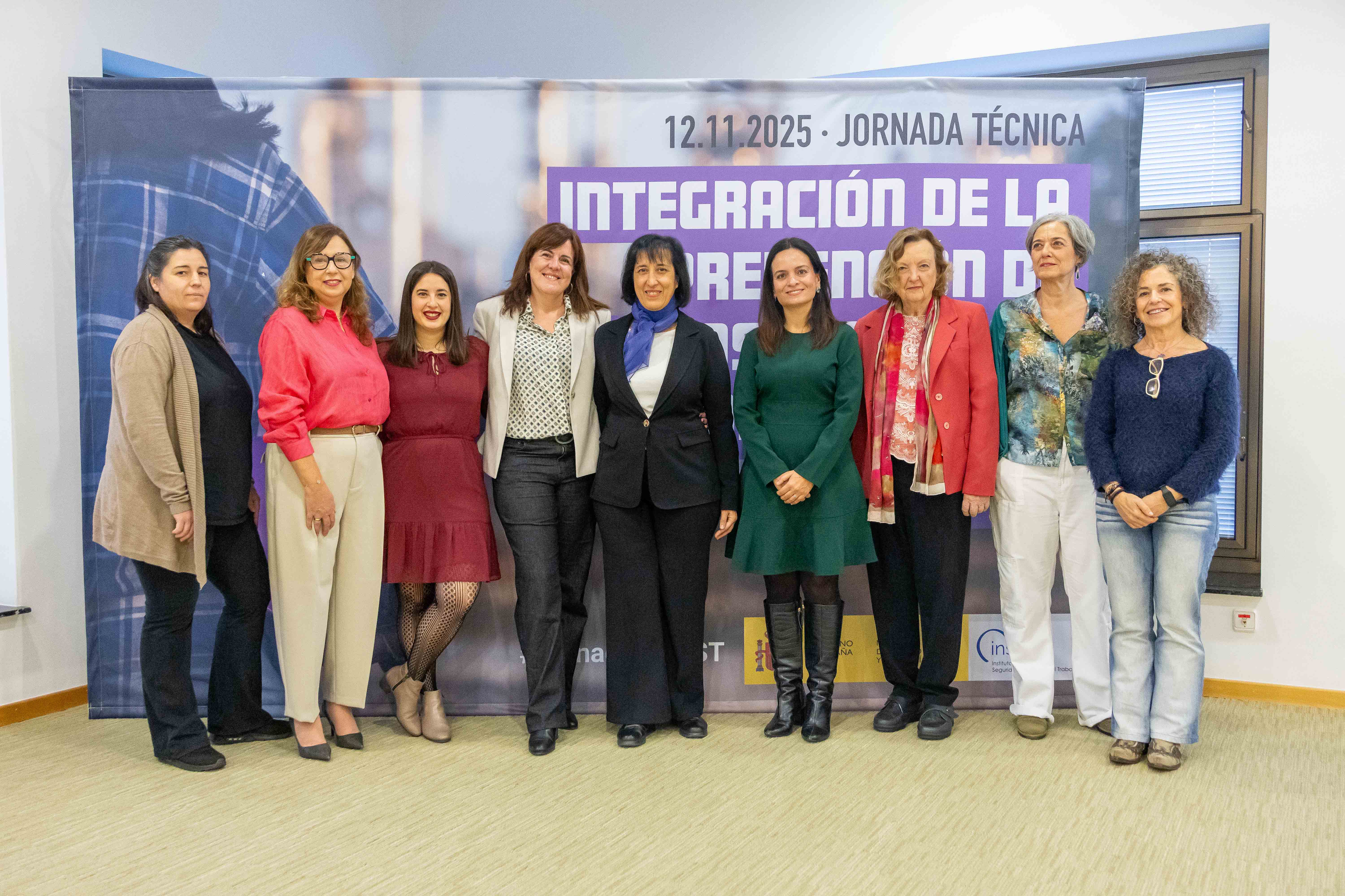 Presentación de “Los planes de igualdad como herramienta para la integración de la perspectiva de género en PRL. Negociación colectiva de los planes de igualdad”,
